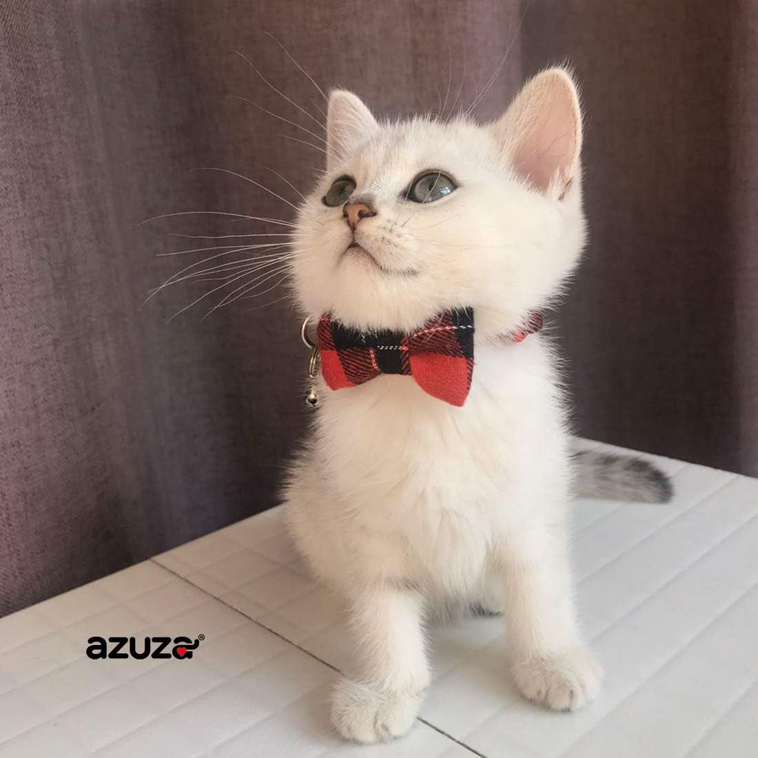 Christmas Breakaway Kitten Collar with Bell, 2 Pack Safety Buckle Kitten Collars with Bowtie, Classic Xmas Plaid Design, Adjustable from 6"-8"
